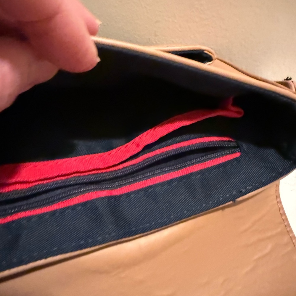Tommy Hillfiger - Genuine Leather Multicolor Striped Women's Crossbody Bag EUC - Picture 12 of 14